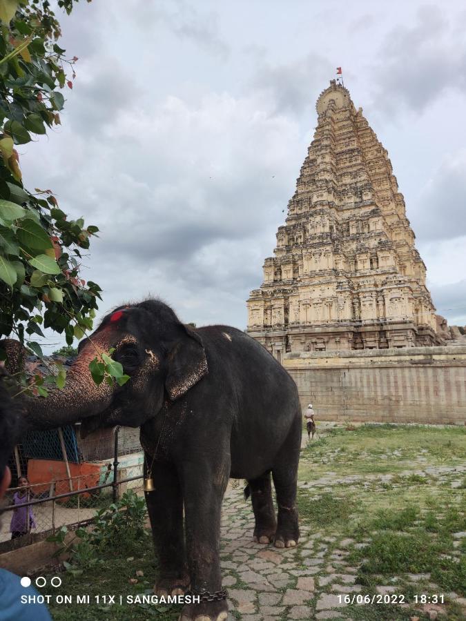 Vaibhav Home Stay Hampi Exterior photo
