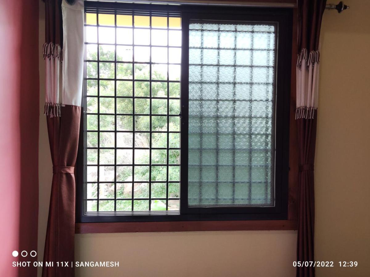 Vaibhav Home Stay Hampi Exterior photo