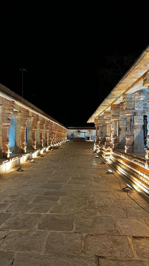 Vaibhav Home Stay Hampi Exterior photo