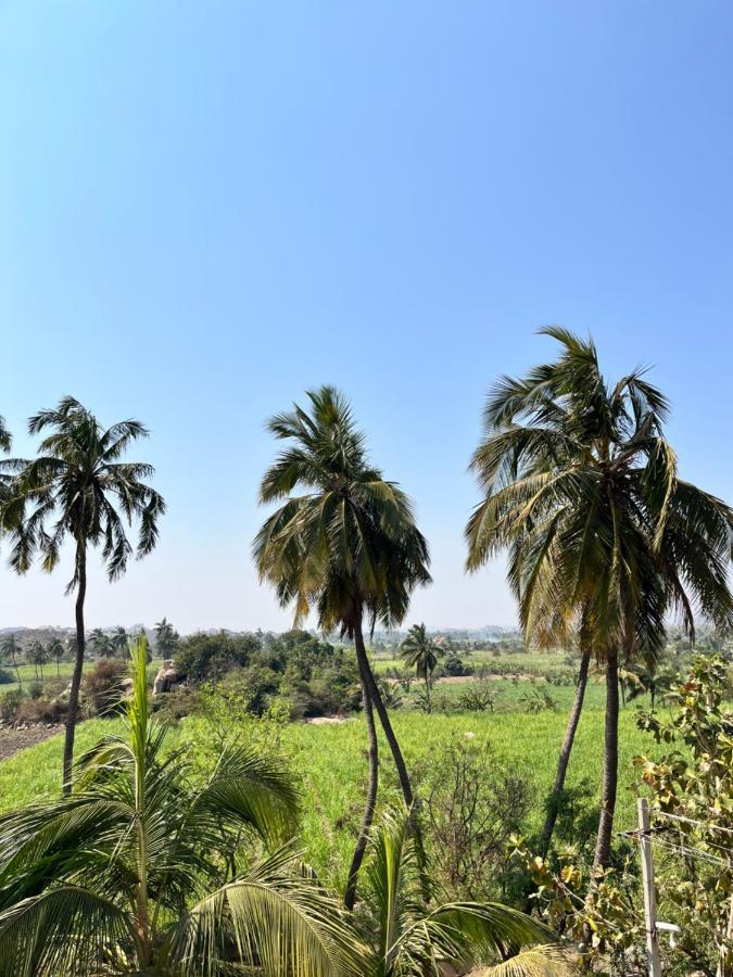 Vaibhav Home Stay Hampi Exterior photo